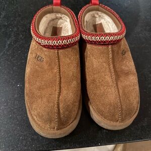UGG Tan Suede Slippers with Red Trim